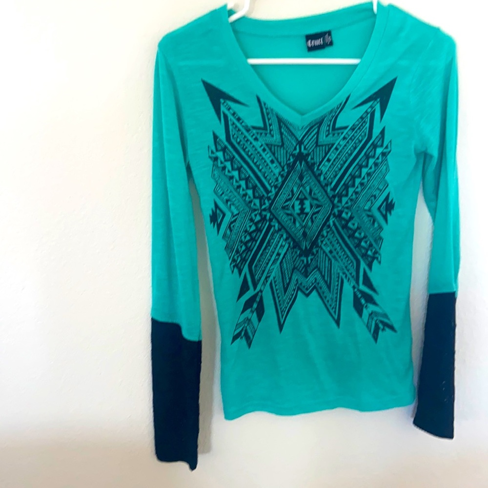 Cruel XS southwest, Aztec top